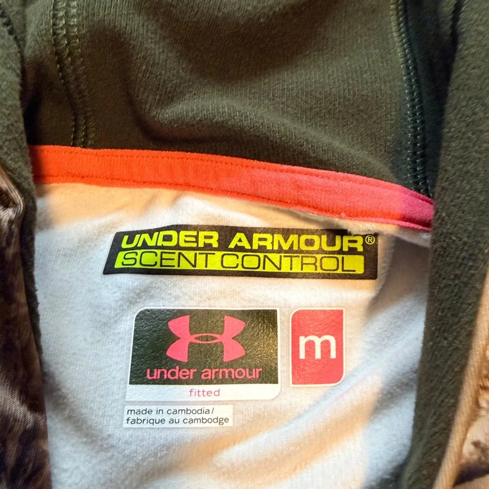 Under Armour ColdGear Infrared Realtree Camo Hunting Hoodie Medium scent control - Picture 3 of 9